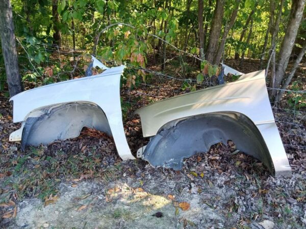 All trucks fenders for ford, Chevy, toyota, GMC Dodge These are used fenders from new body trucks that were removed and replaced with different style - Image 9